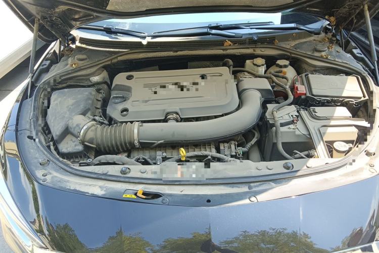 Used Buick LaCrosse 2022 652T Luxury Version Engine Bay