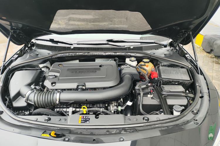 Used Buick LaCrosse 2022 652T Luxury Version Engine Bay