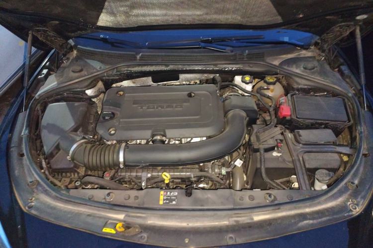 Used Buick LaCrosse 2022 652T Luxury Version Engine Bay