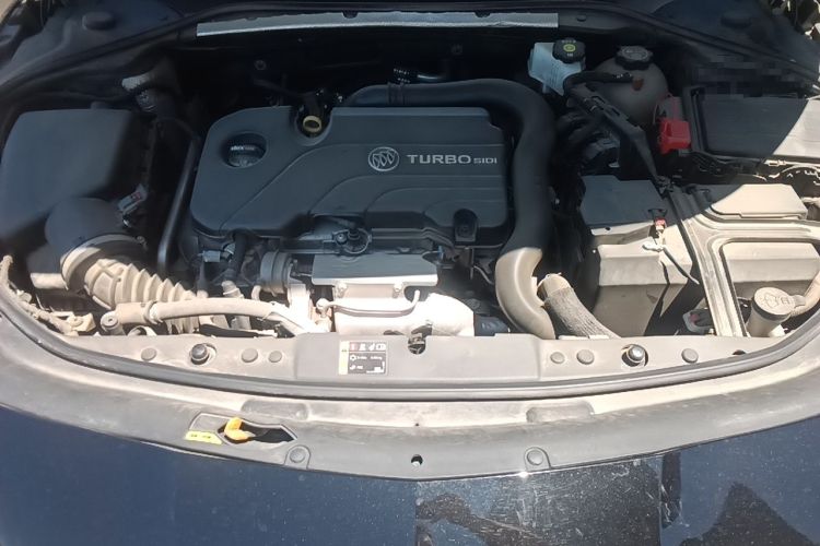 Used Buick LaCrosse 2022 552T Luxury Version Engine Bay