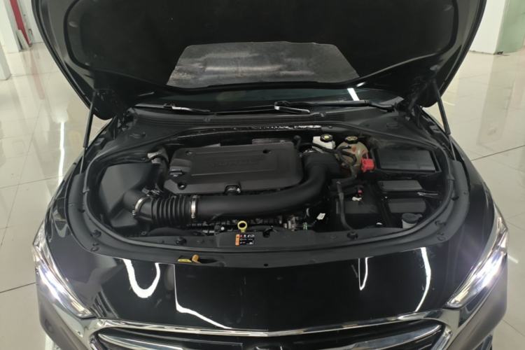 Used Buick LaCrosse 2022 652T Luxury Version Engine Bay