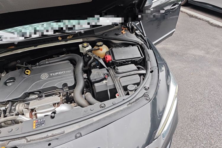 Used Buick LaCrosse 2022 552T Luxury Version Engine Bay Left