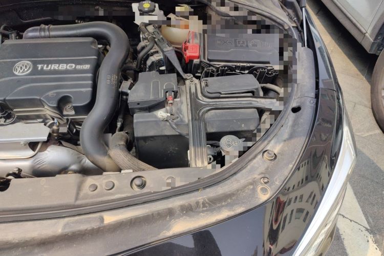 Used Buick LaCrosse 2022 552T Luxury Version Engine Bay Left