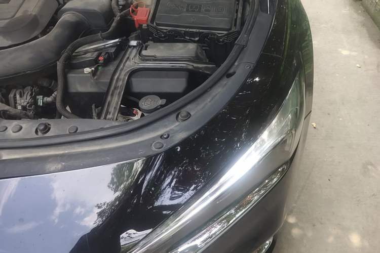 Used Buick LaCrosse 2022 652T Luxury Version Engine Bay Left
