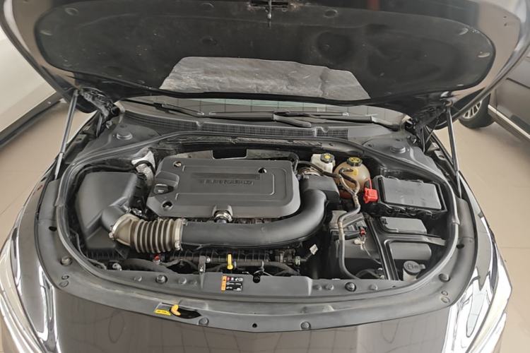 Used Buick LaCrosse 2022 652T Luxury Version Engine Bay