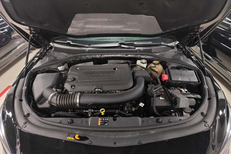 Used Buick LaCrosse 2022 652T Luxury Version Engine Bay