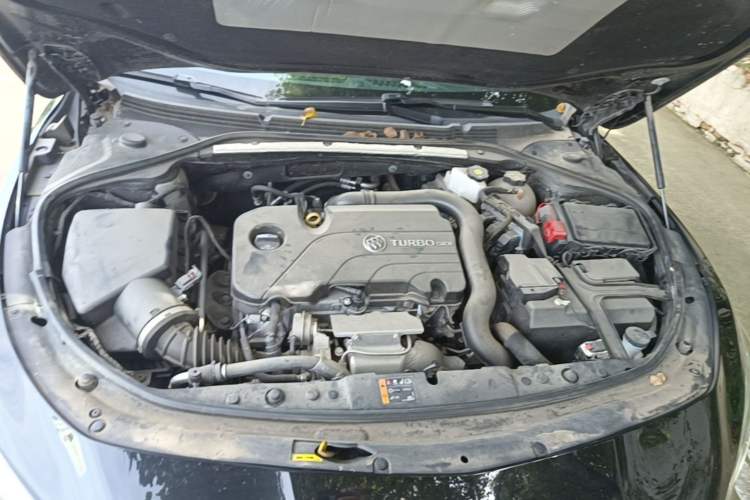 Used Buick LaCrosse 2022 552T Luxury Version Engine Bay