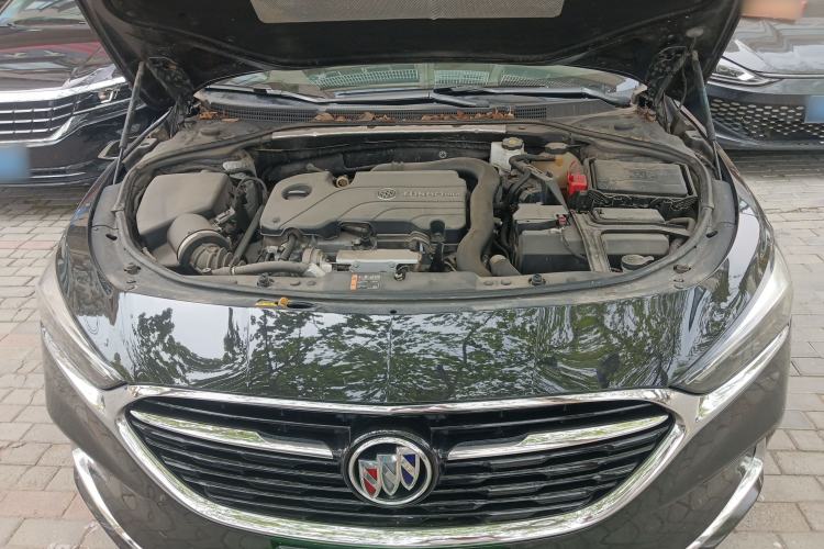 Used Buick LaCrosse 2022 552T Luxury Version Engine Bay