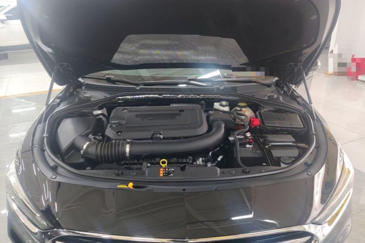Used Buick LaCrosse 2022 652T Luxury Version Engine Bay