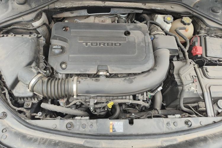 Used Buick LaCrosse 2022 652T Luxury Version Engine Bay