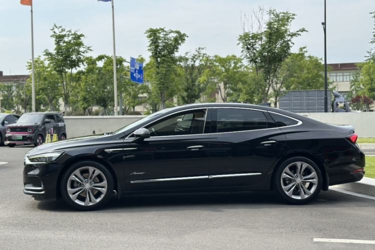 Used Buick LaCrosse 2022 Avenir Avia First Edition Exterior 1