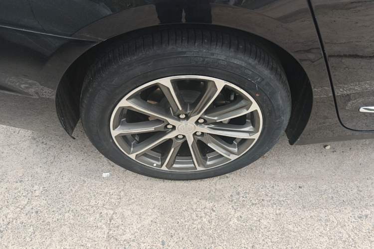 Used Buick LaCrosse 2022 652T Luxury Version Exterior 3