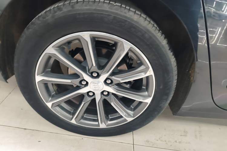 Used Buick LaCrosse 2022 652T Luxury Version Exterior 3
