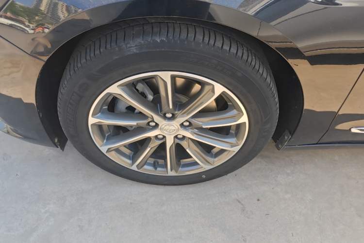Used Buick LaCrosse 2022 652T Luxury Version Exterior 4
