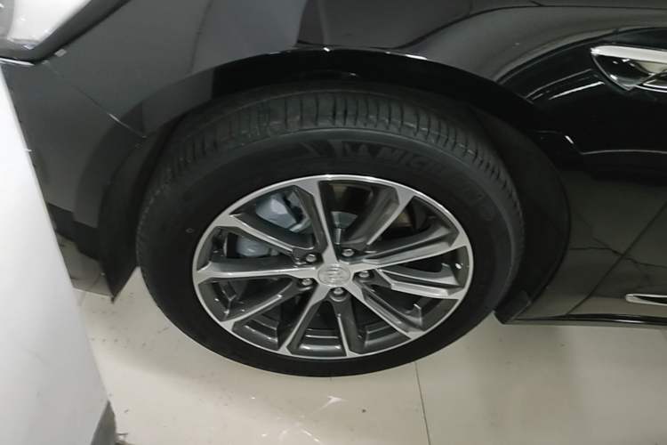 Used Buick LaCrosse 2022 652T Luxury Version Exterior 4