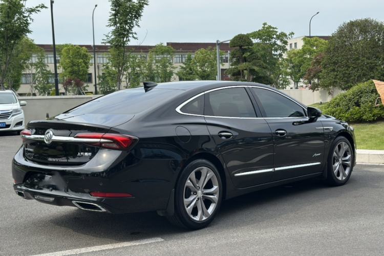 Used Buick LaCrosse 2022 Avenir Avia First Edition Exterior 6