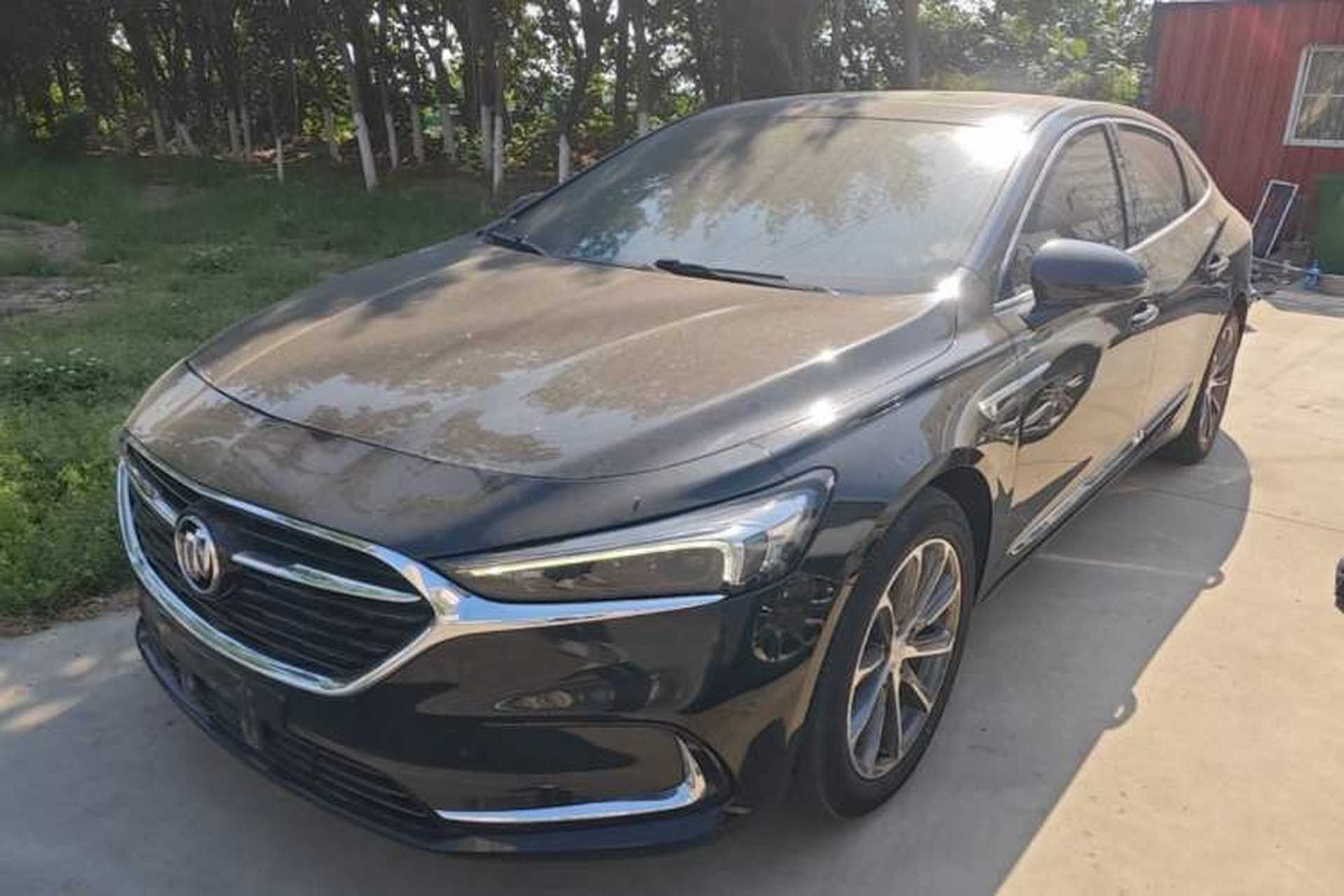 Used Buick LaCrosse 2022 652T Luxury Version Front Left 45 Deg