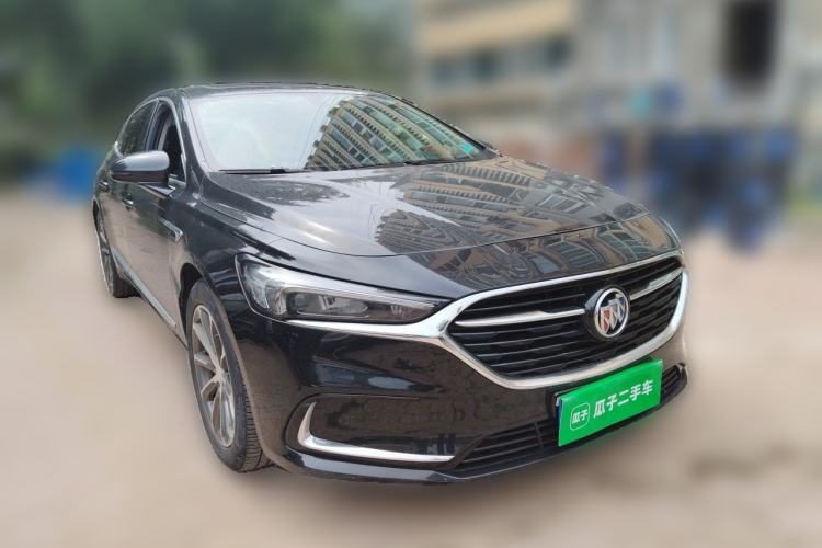 Used Buick LaCrosse 2022 652T Luxury Version Front Right 45 Deg