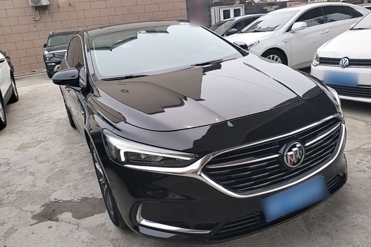 Used Buick LaCrosse 2022 652T Luxury Version Front Right 45 Deg