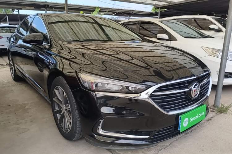 Used Buick LaCrosse 2022 652T Luxury Version Front Right 45 Deg