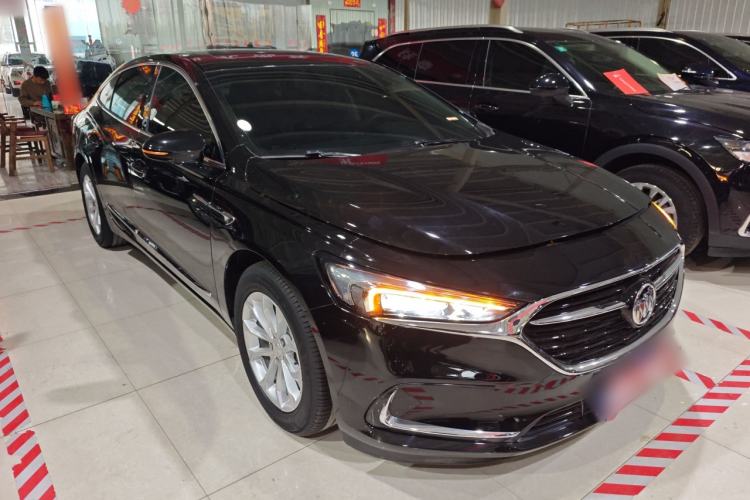 Used Buick LaCrosse 2022 552T Luxury Version Front Right 45 Deg
