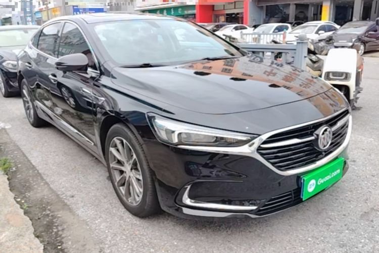 Used Buick LaCrosse 2022 652T Luxury Version Front Right 45 Deg