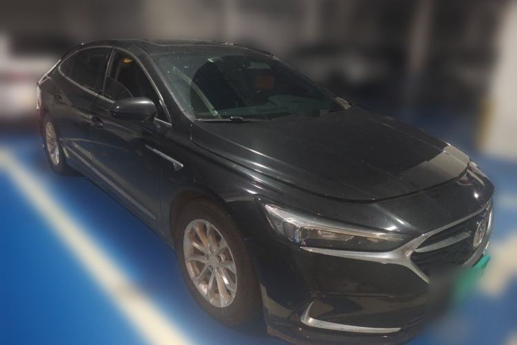 Used Buick LaCrosse 2022 552T Luxury Version Front Right 45 Deg