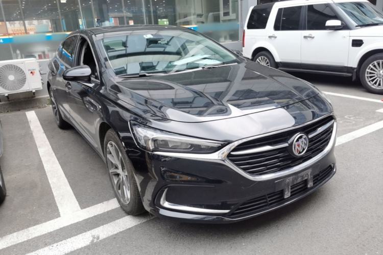 Used Buick LaCrosse 2022 652T Luxury Version Front Right 45 Deg