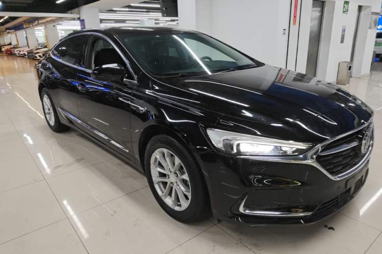 Used Buick LaCrosse 2022 552T Luxury Version Front Right 45 Deg
