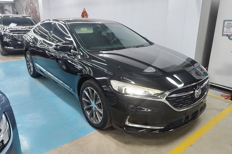 Used Buick LaCrosse 2022 652T Luxury Version Front Right 45 Deg
