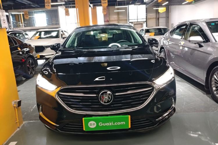 Used Buick LaCrosse 2022 652T Luxury Version Front