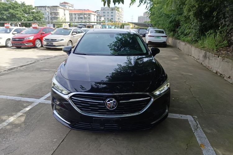 Used Buick LaCrosse 2022 552T Luxury Version Front