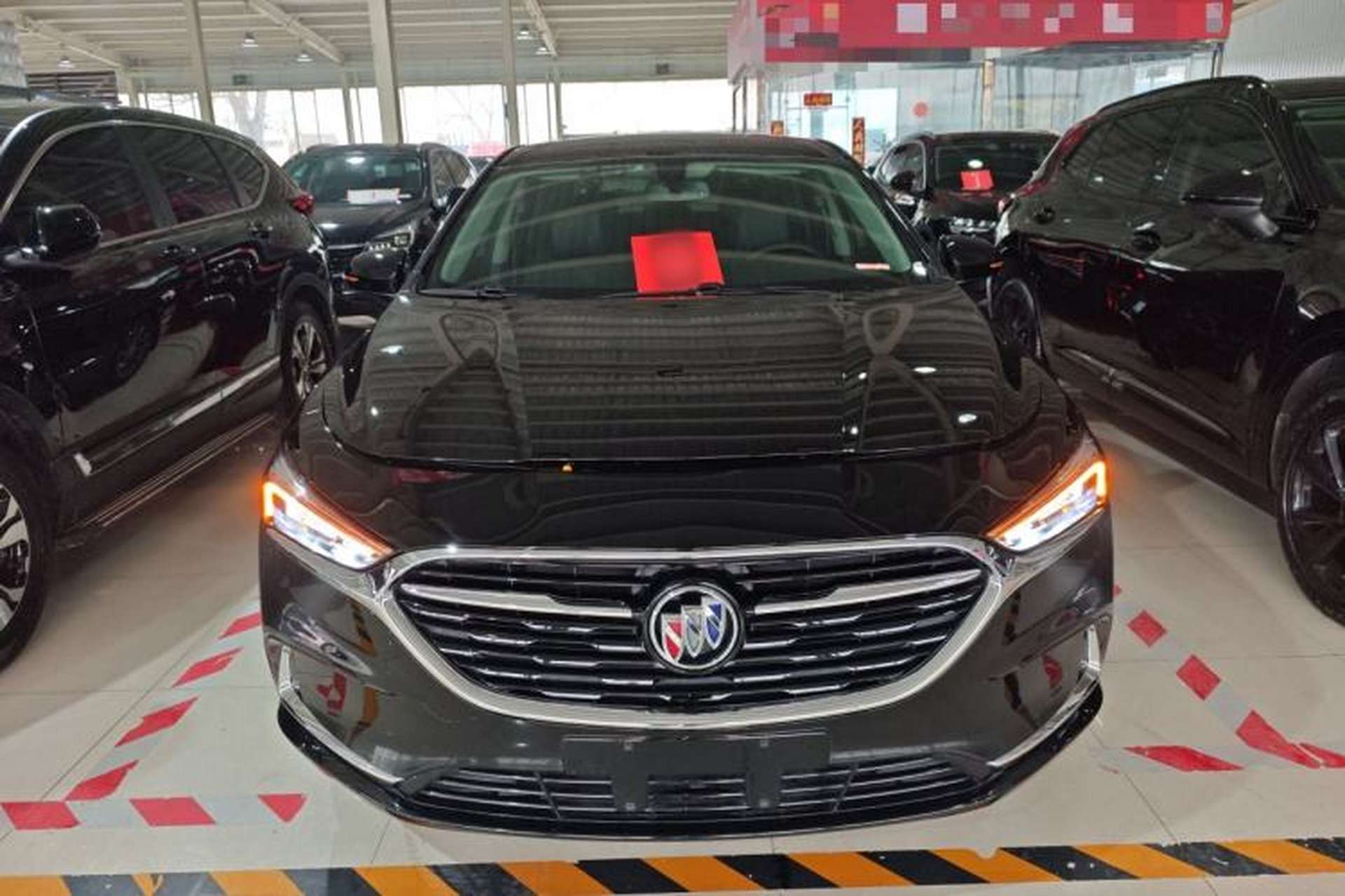 Used Buick LaCrosse 2022 652T Luxury Version Front
