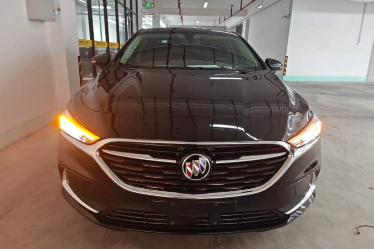 Used Buick LaCrosse 2022 652T Luxury Version Front