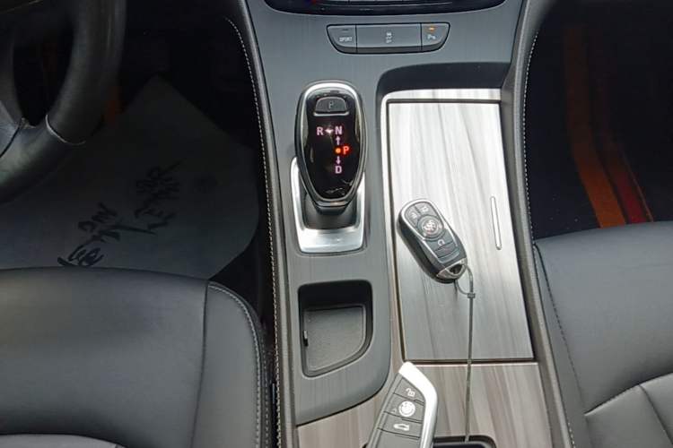Used Buick LaCrosse 2022 652T Luxury Version Gear Lever