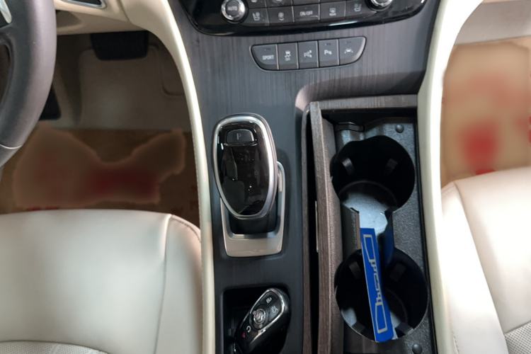 Used Buick LaCrosse 2022 Avenir Avia First Edition Gear Lever