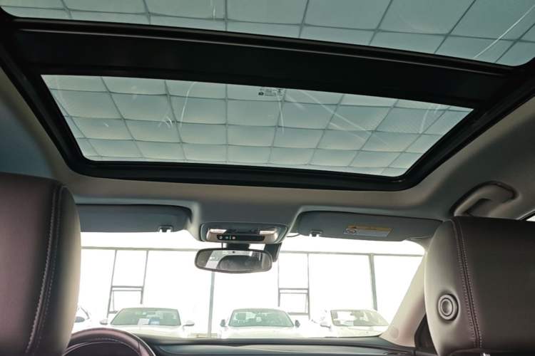 Used Buick LaCrosse 2022 552T Luxury Version Headliner