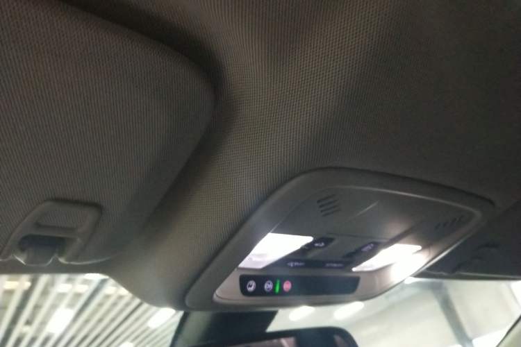 Used Buick LaCrosse 2022 552T Luxury Version Headliner