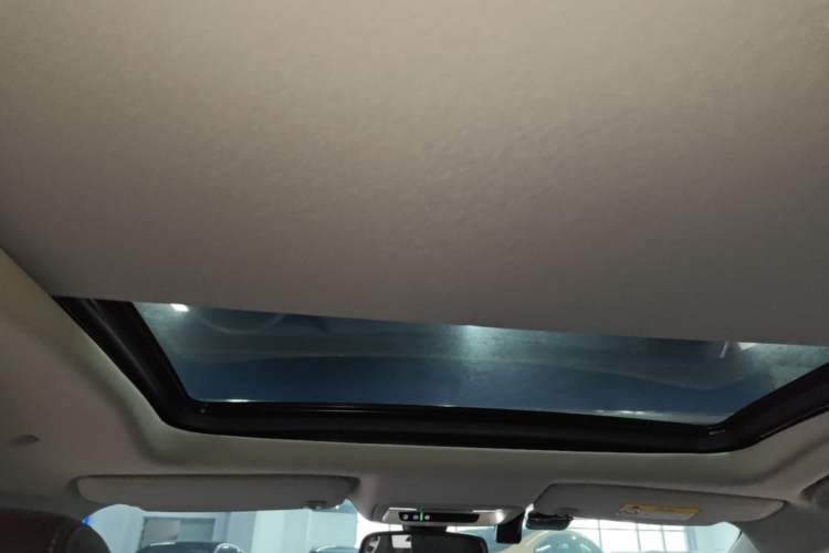 Used Buick LaCrosse 2022 552T Luxury Version Headliner