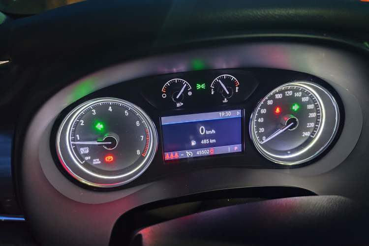 Used Buick LaCrosse 2022 652T Luxury Version Instrument Cluster