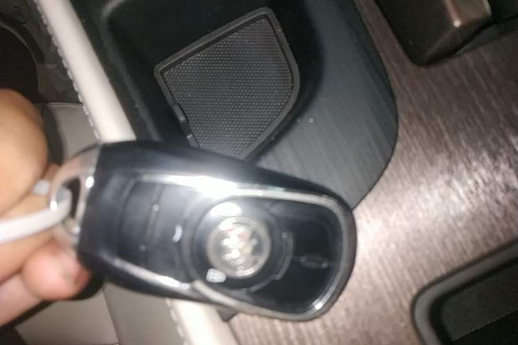 Used Buick LaCrosse 2022 Avenir Avia First Edition Interior 1