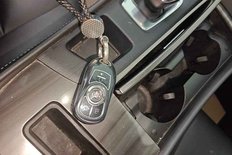 Used Buick LaCrosse 2022 652T Luxury Version Interior 1