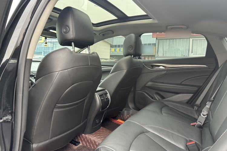 Used Buick LaCrosse 2022 652T Luxury Version Interior 2