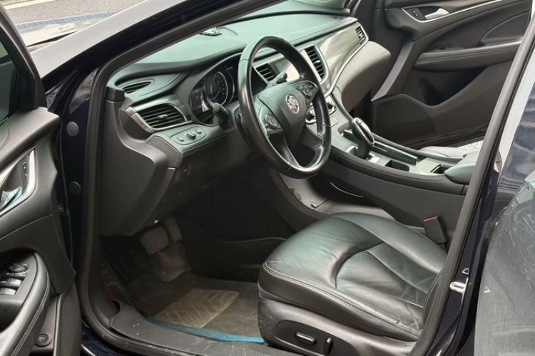Used Buick LaCrosse 2022 552T Luxury Version Interior 2