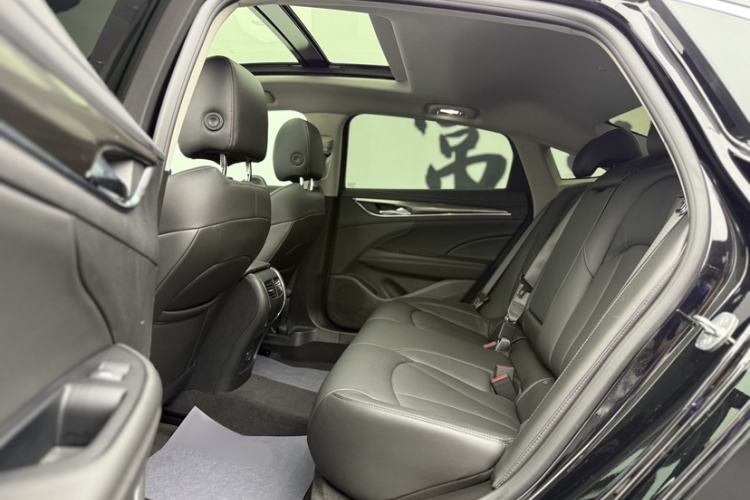 Used Buick LaCrosse 2022 552T Luxury Version Interior 2