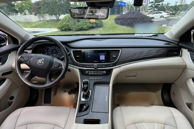 Used Buick LaCrosse 2022 Avenir Avia First Edition Interior 3