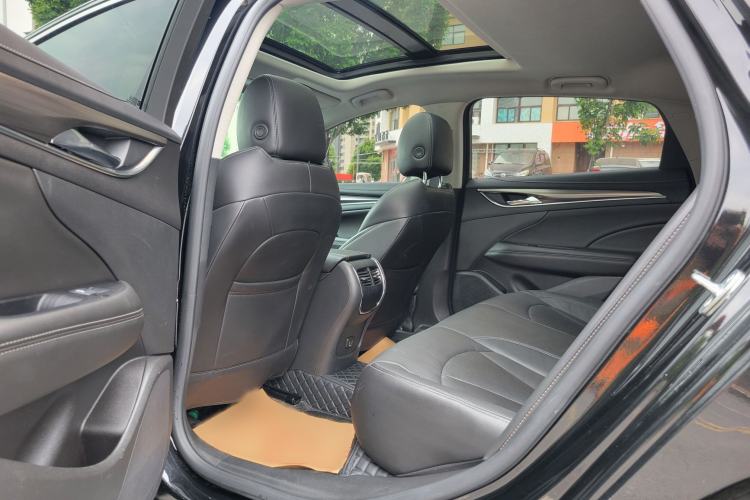 Used Buick LaCrosse 2022 652T Luxury Version Interior 4