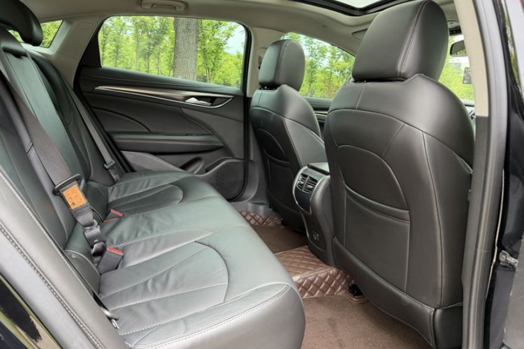 Used Buick LaCrosse 2022 652T Luxury Version Interior 4