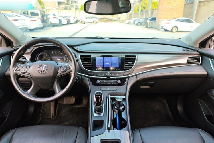 Used Buick LaCrosse 2022 652T Luxury Version Interior 4