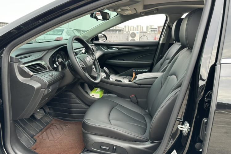 Used Buick LaCrosse 2022 652T Luxury Version Interior 5